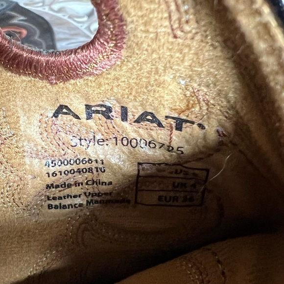 Ariat Heritage Cowboy Boots - 5/6 - Picture 8 of 9